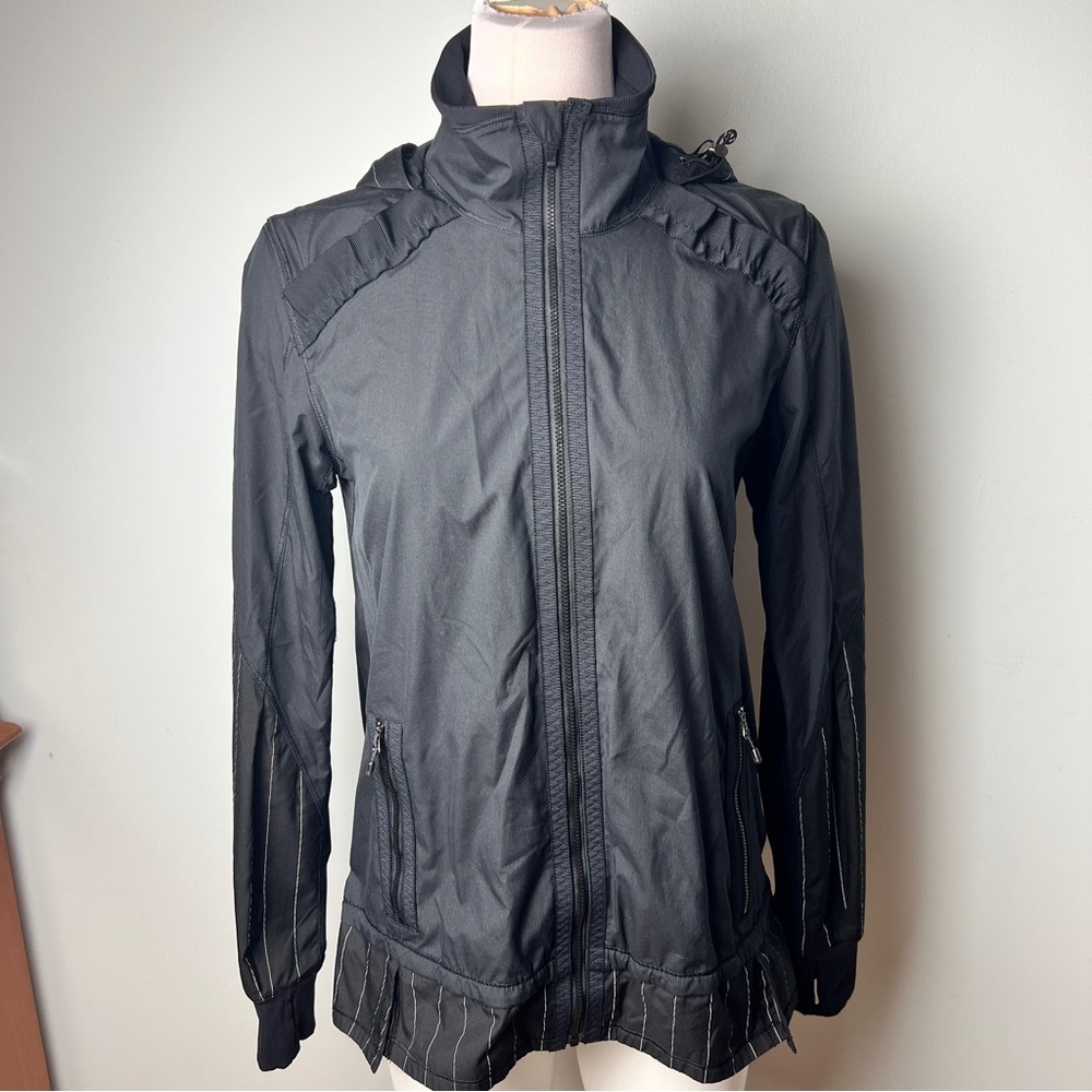 Lululemon Athletica Black Hustle Run Jacket | Removable Hood | Women’s Size 8 - Picture 10 of 15
